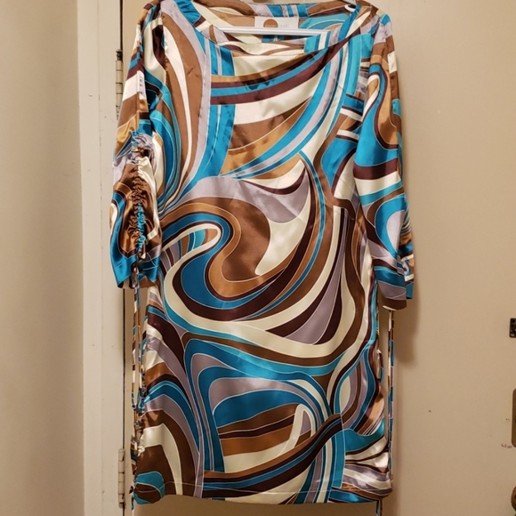 Fun Dress - Picture 1 of 6